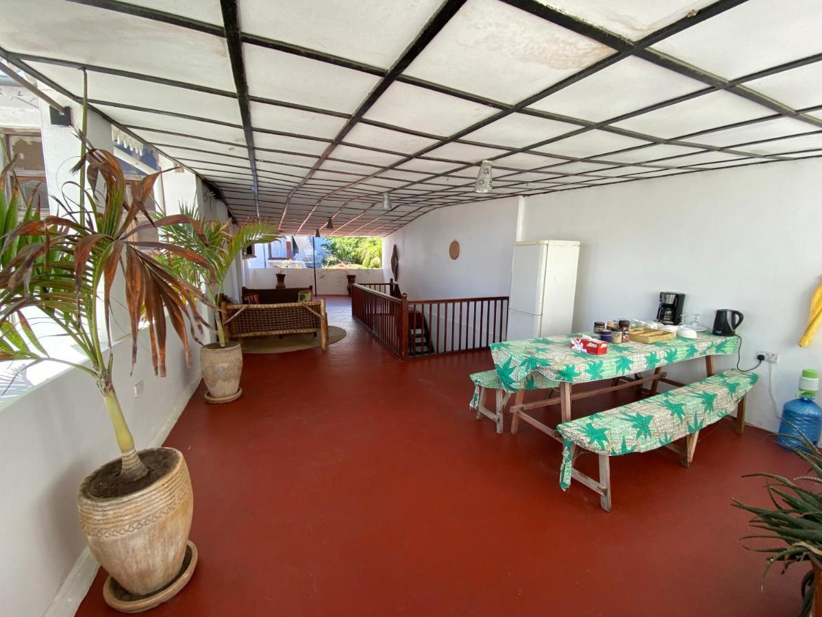 Stone Town Sea View Hotel Zanzibar Exterior photo
