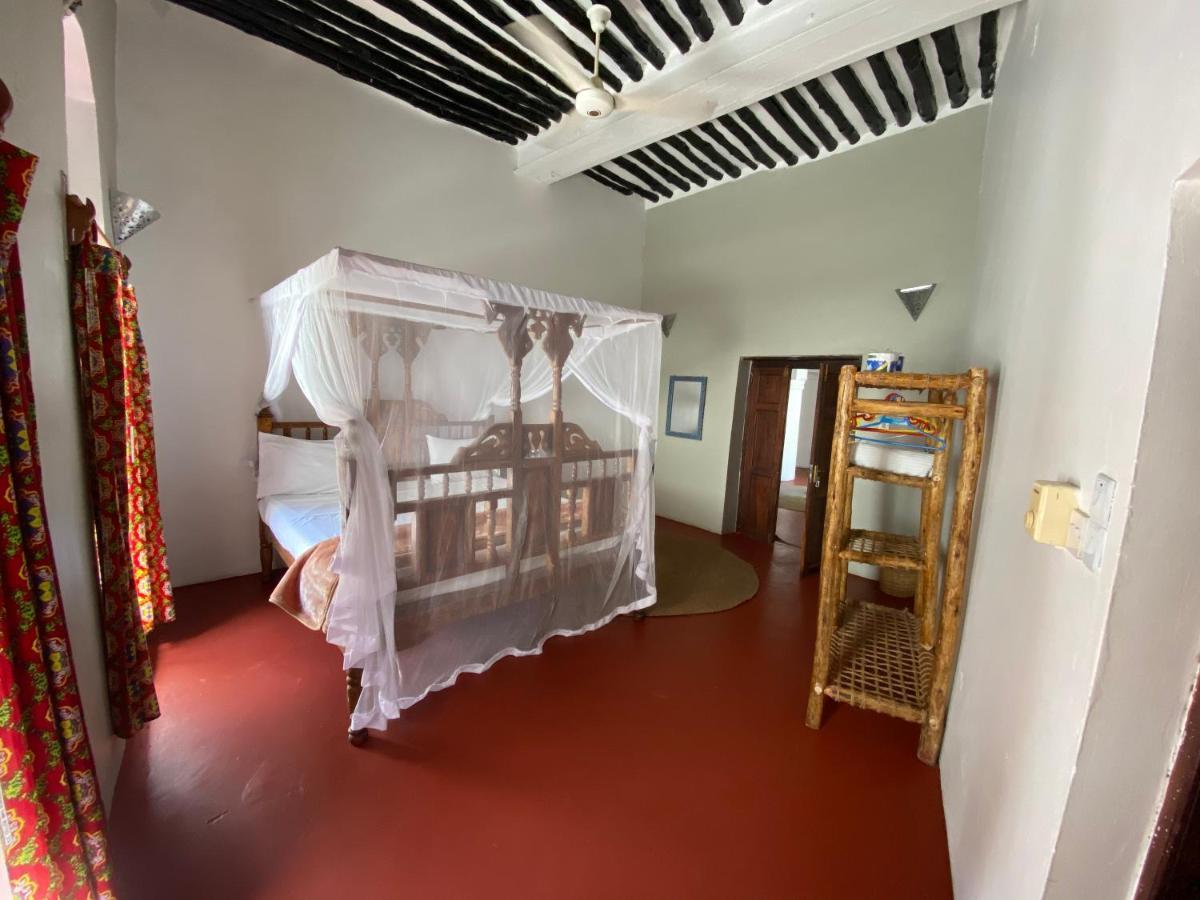 Stone Town Sea View Hotel Zanzibar Exterior photo