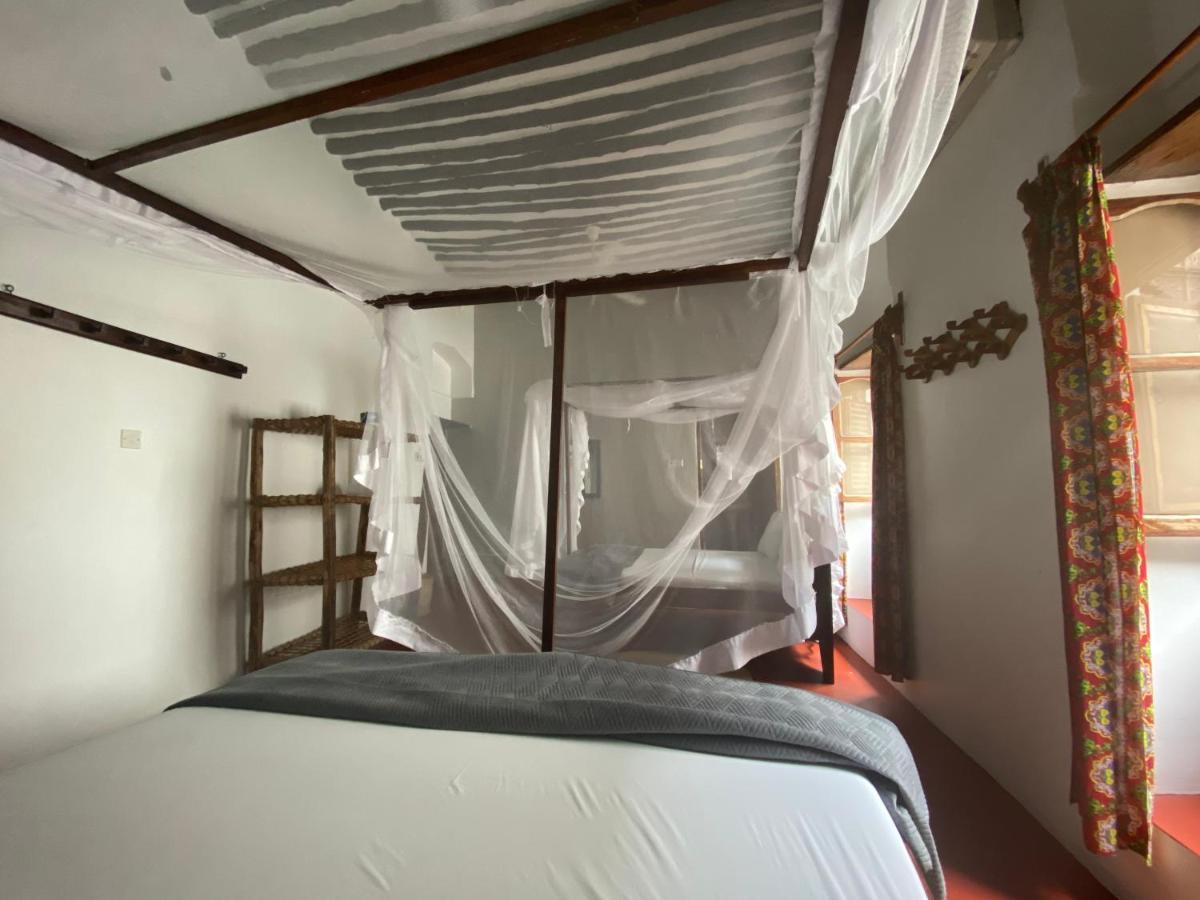 Stone Town Sea View Hotel Zanzibar Exterior photo