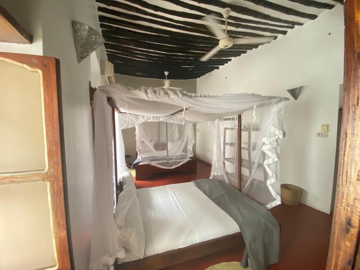 Stone Town Sea View Hotel Zanzibar Exterior photo